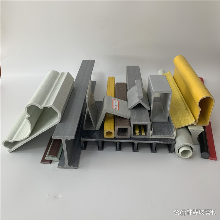 玻璃钢型材原来是这样"拉挤"出来的!